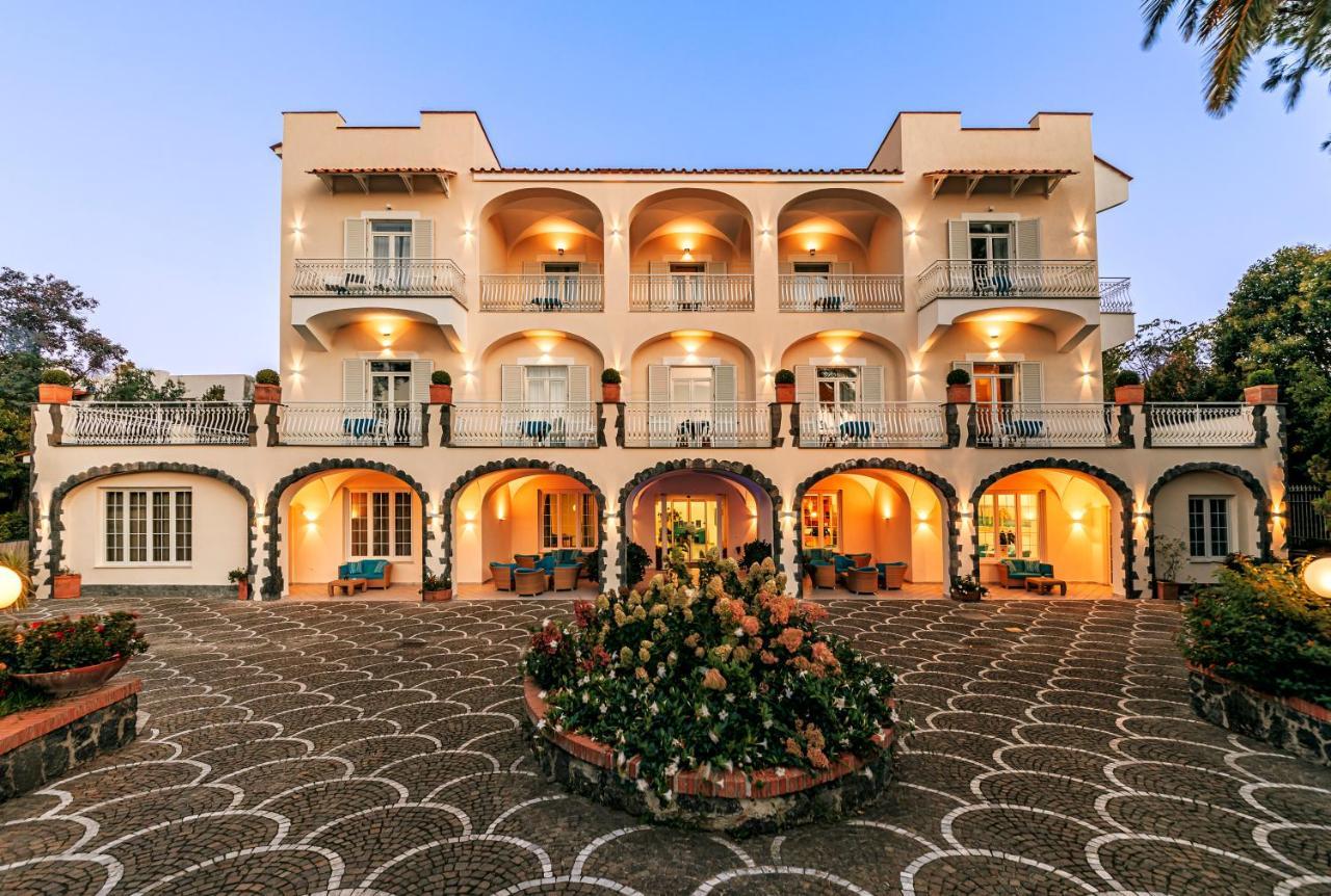 Hotel Regina Palace Terme Иския Екстериор снимка