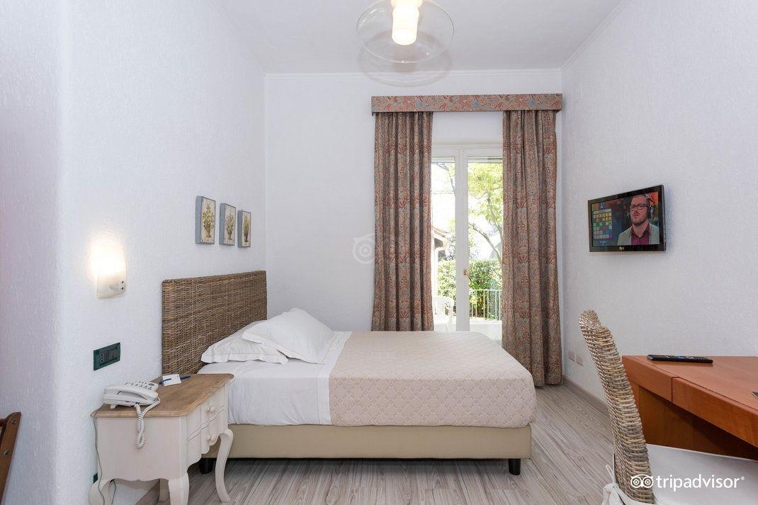 Hotel Regina Palace Terme Иския Екстериор снимка