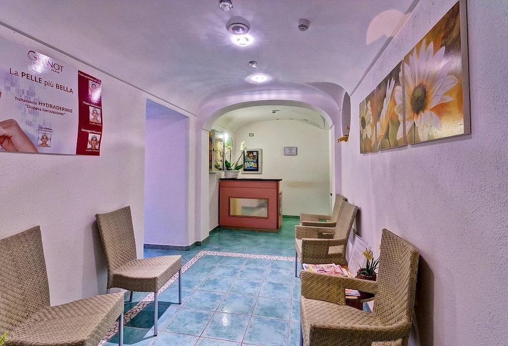 Hotel Regina Palace Terme Иския Екстериор снимка